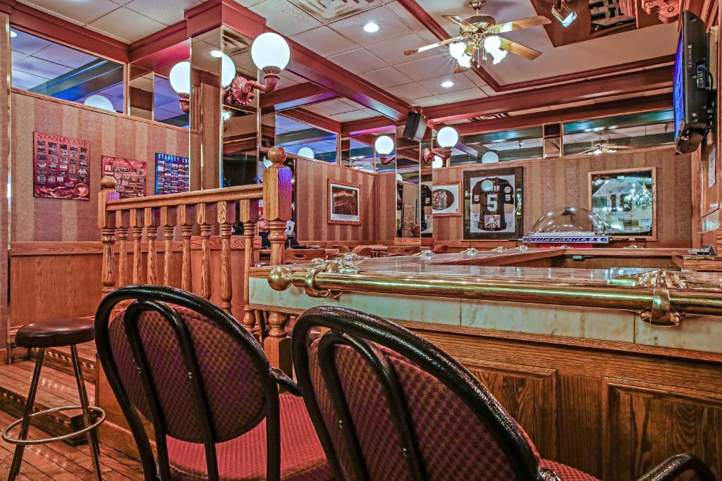 Athabasca Hotel Jasper Luaran gambar